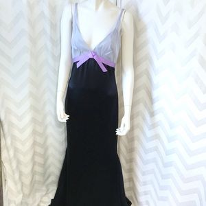NWT Vera Wang Navy Charmeuse V-Neck Gown